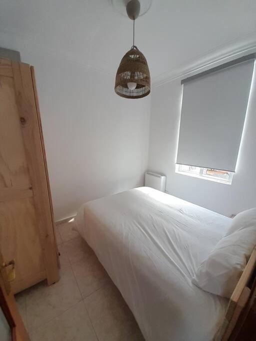 Atico Completamente Equipado Plaza De Espana Apartment Ferrol Bagian luar foto